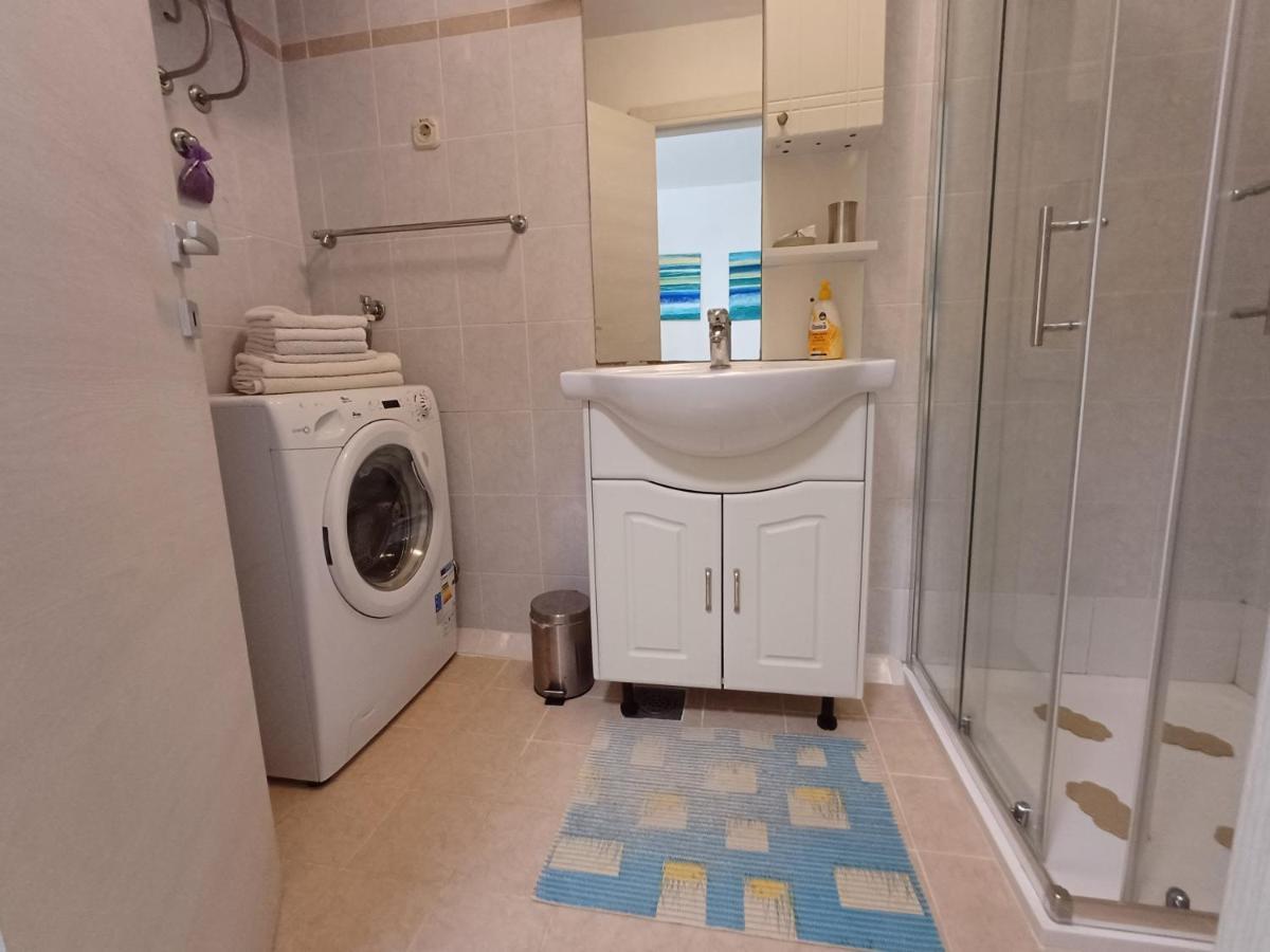 Apartments Lana Пула Екстериор снимка