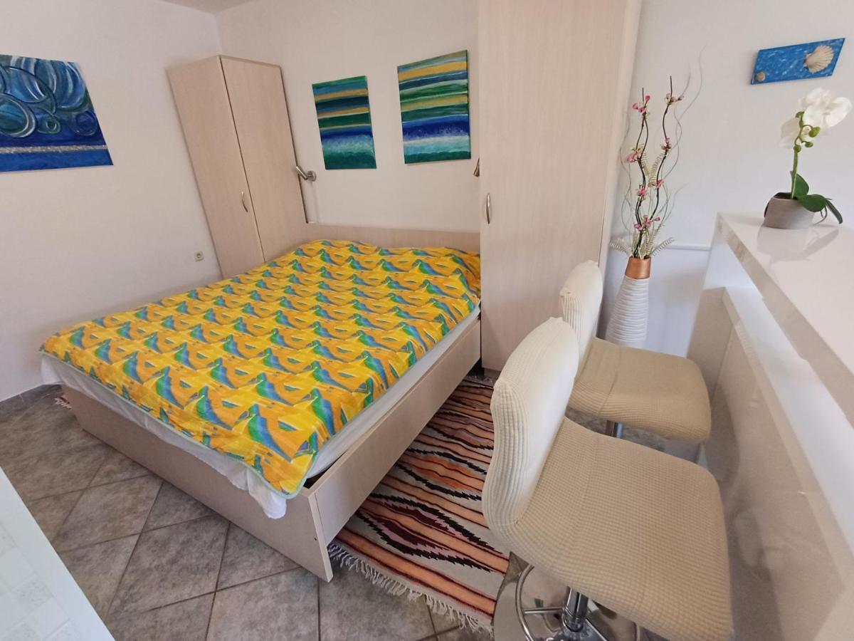 Apartments Lana Пула Екстериор снимка
