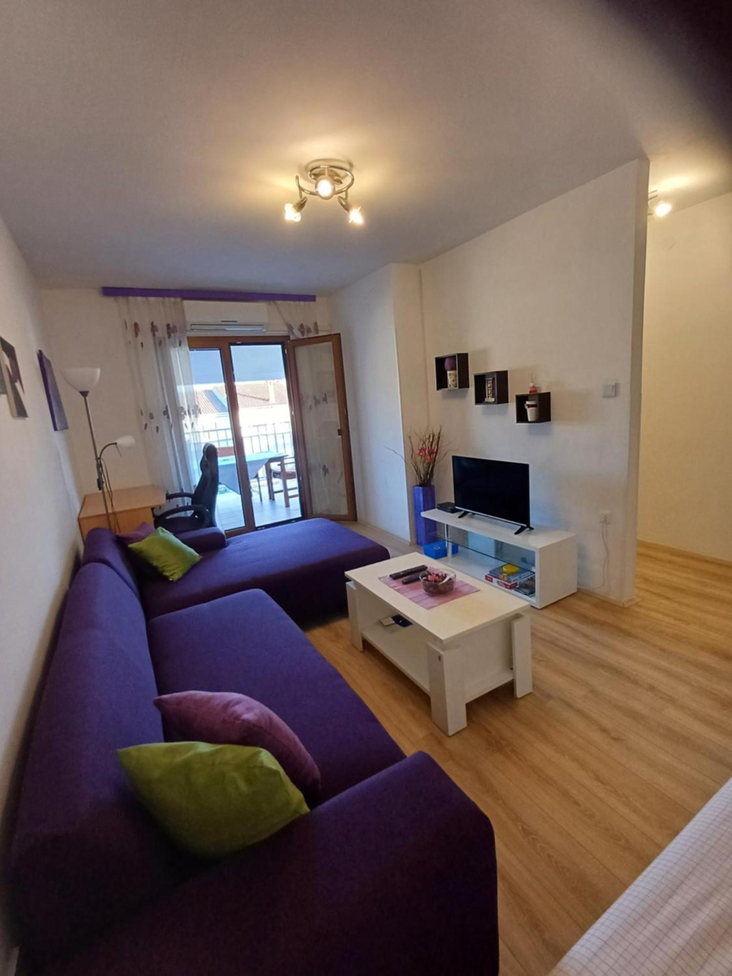 Apartments Lana Пула Екстериор снимка