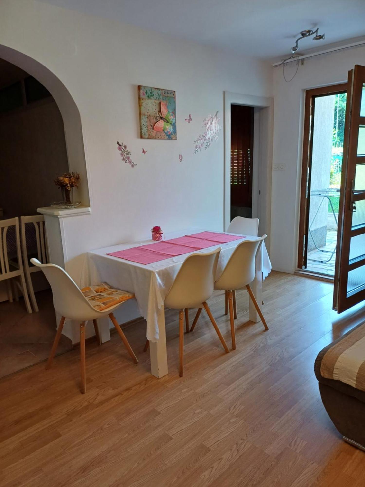 Apartments Lana Пула Екстериор снимка