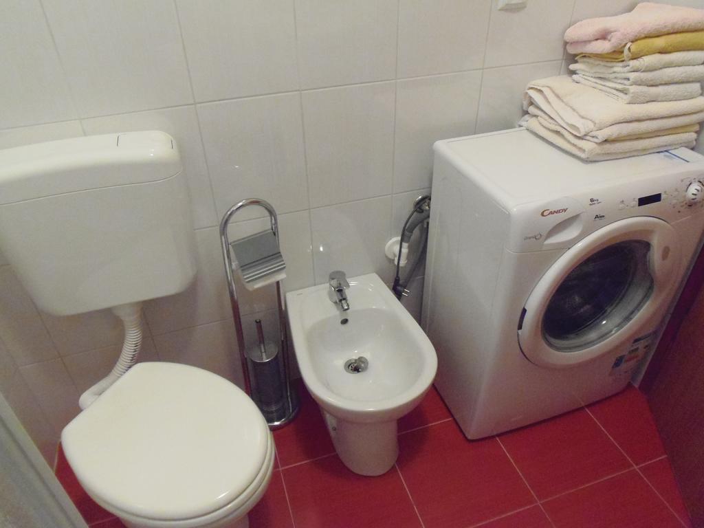 Apartments Lana Пула Екстериор снимка